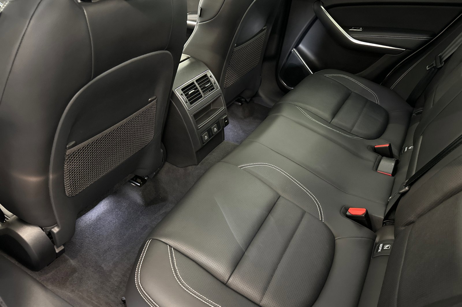 2025 Jaguar F-PACE P250 R-Dynamic S photo 20