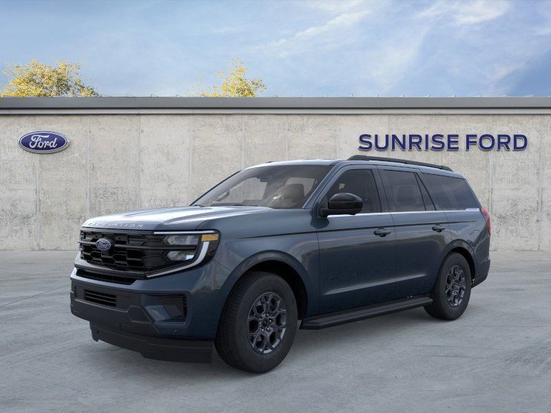 2025 Ford Expedition photo 2