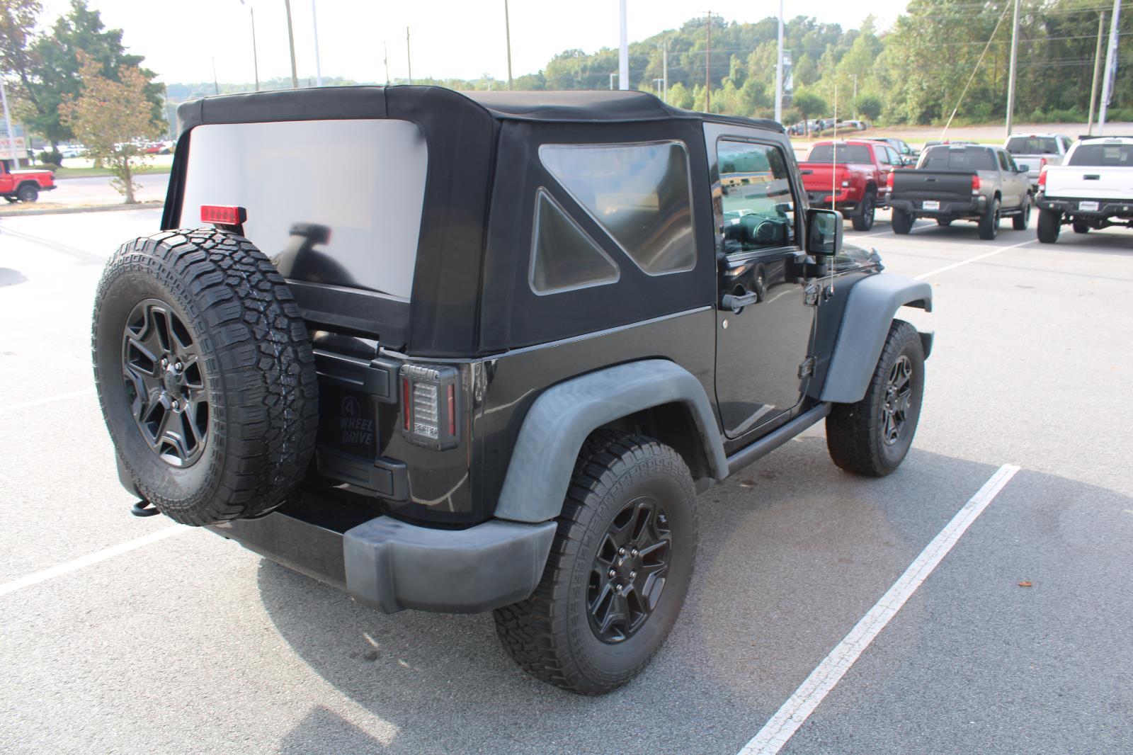 2016 Jeep Wrangler Willys Wheeler photo 4