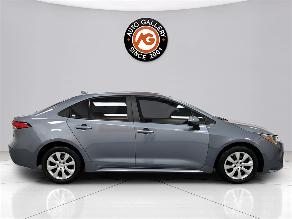 2020 Toyota Corolla LE photo 8