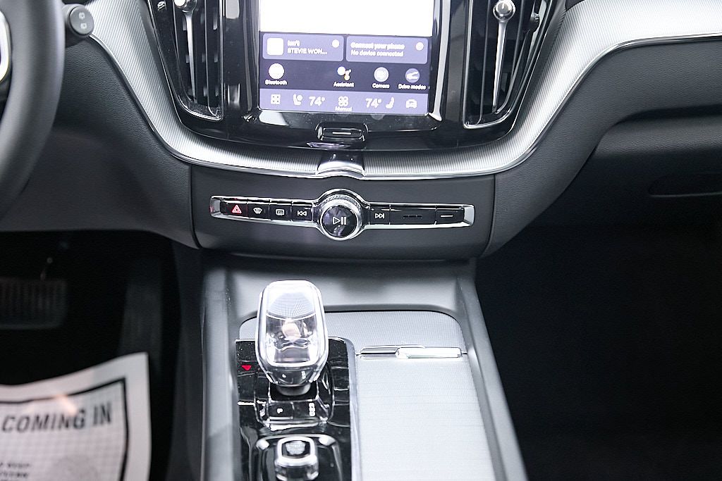 2024 VOLVO XC60 - Image 28