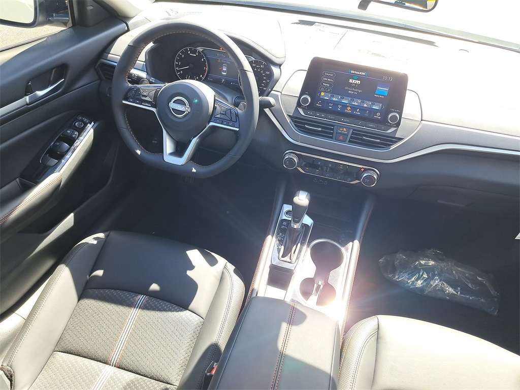 2025 Nissan Altima 2.5 SR photo 15