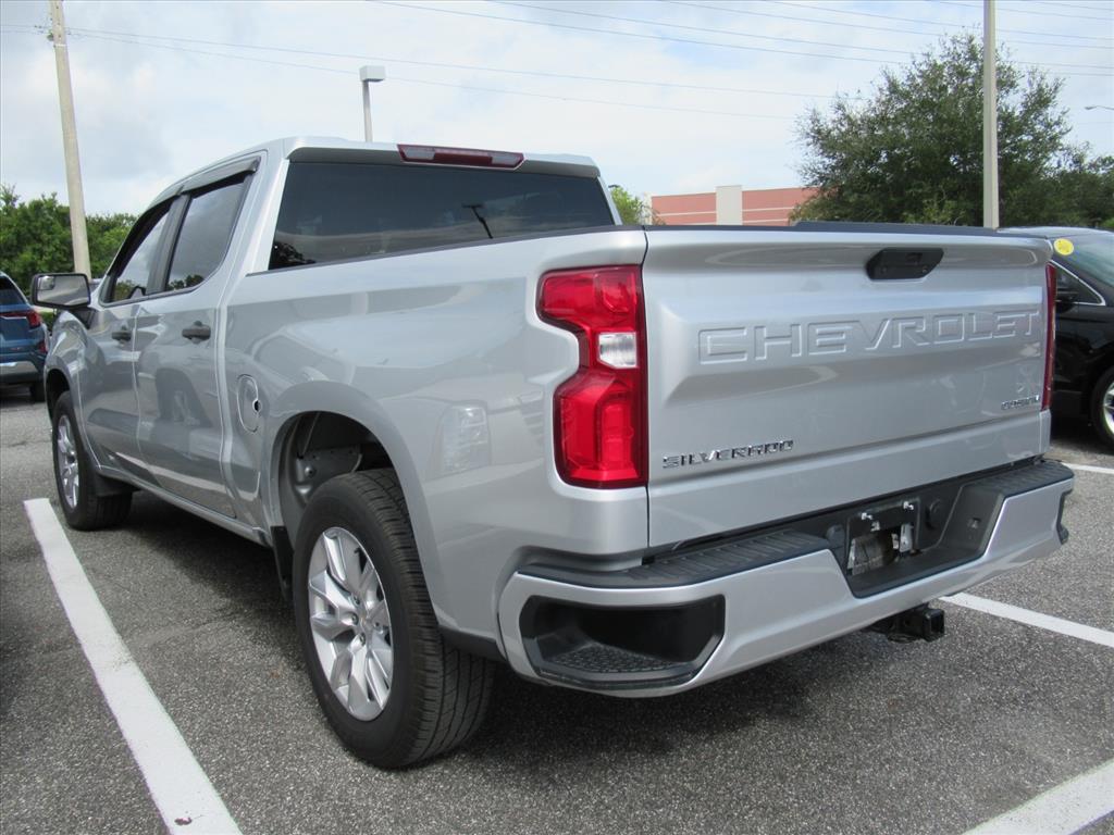 2022 Chevrolet Silverado 1500 Custom photo 3