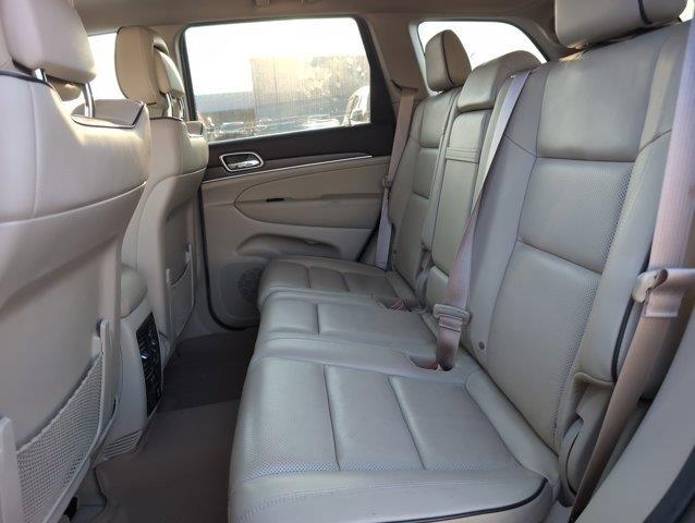 2014 Jeep Grand Cherokee Overland photo 25