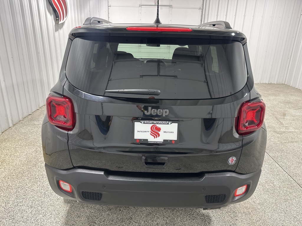 2021 Jeep Renegade Latitude photo 9
