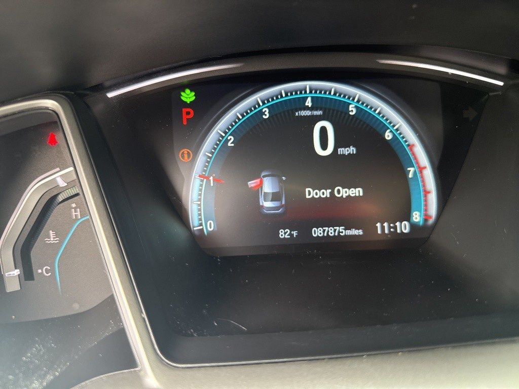 2016 Honda Civic Touring photo 6