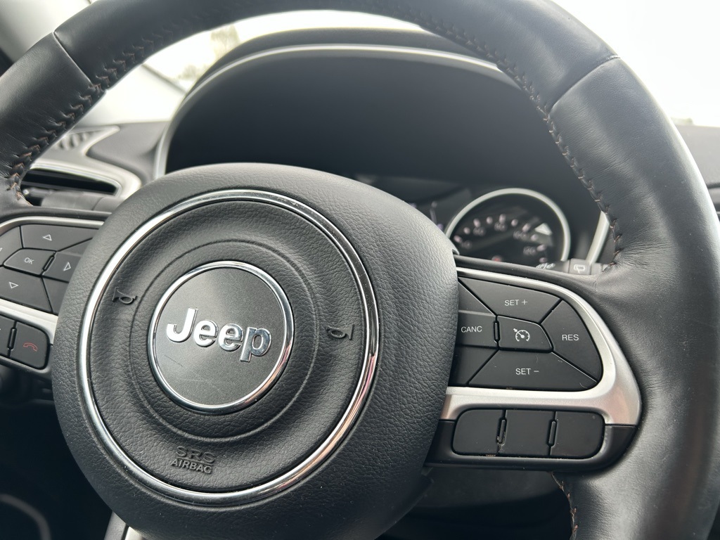 2018 Jeep Compass Latitude photo 12