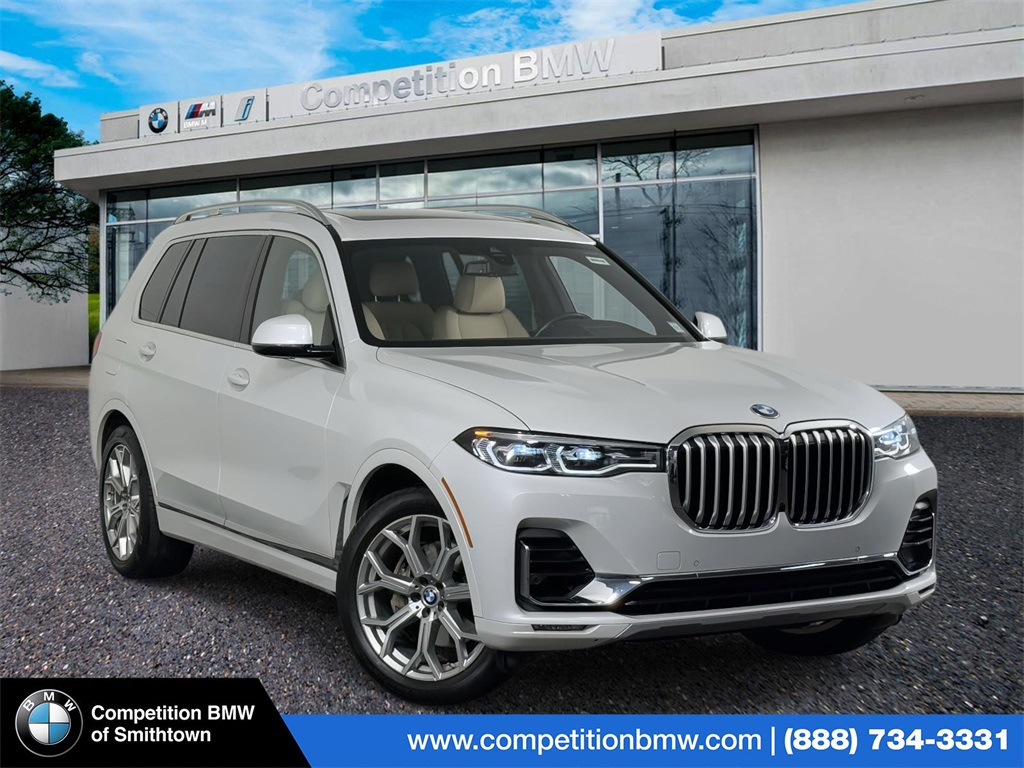 2022 BMW X7 40i's photo