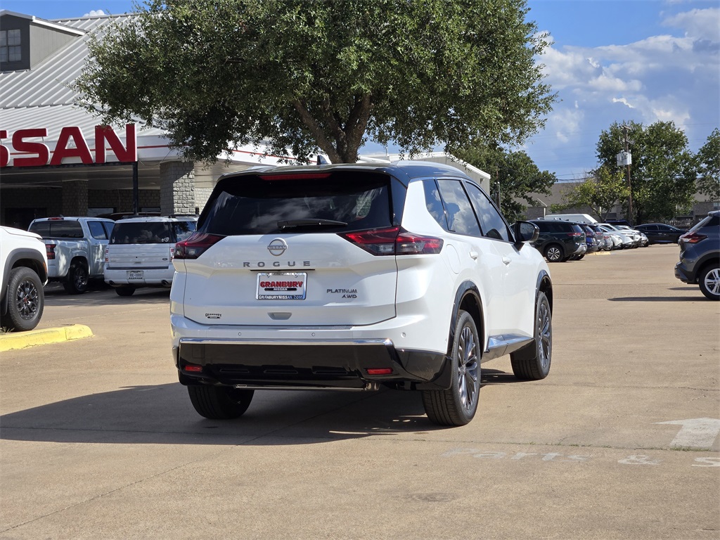 2026 Nissan Rogue Platinum photo 3