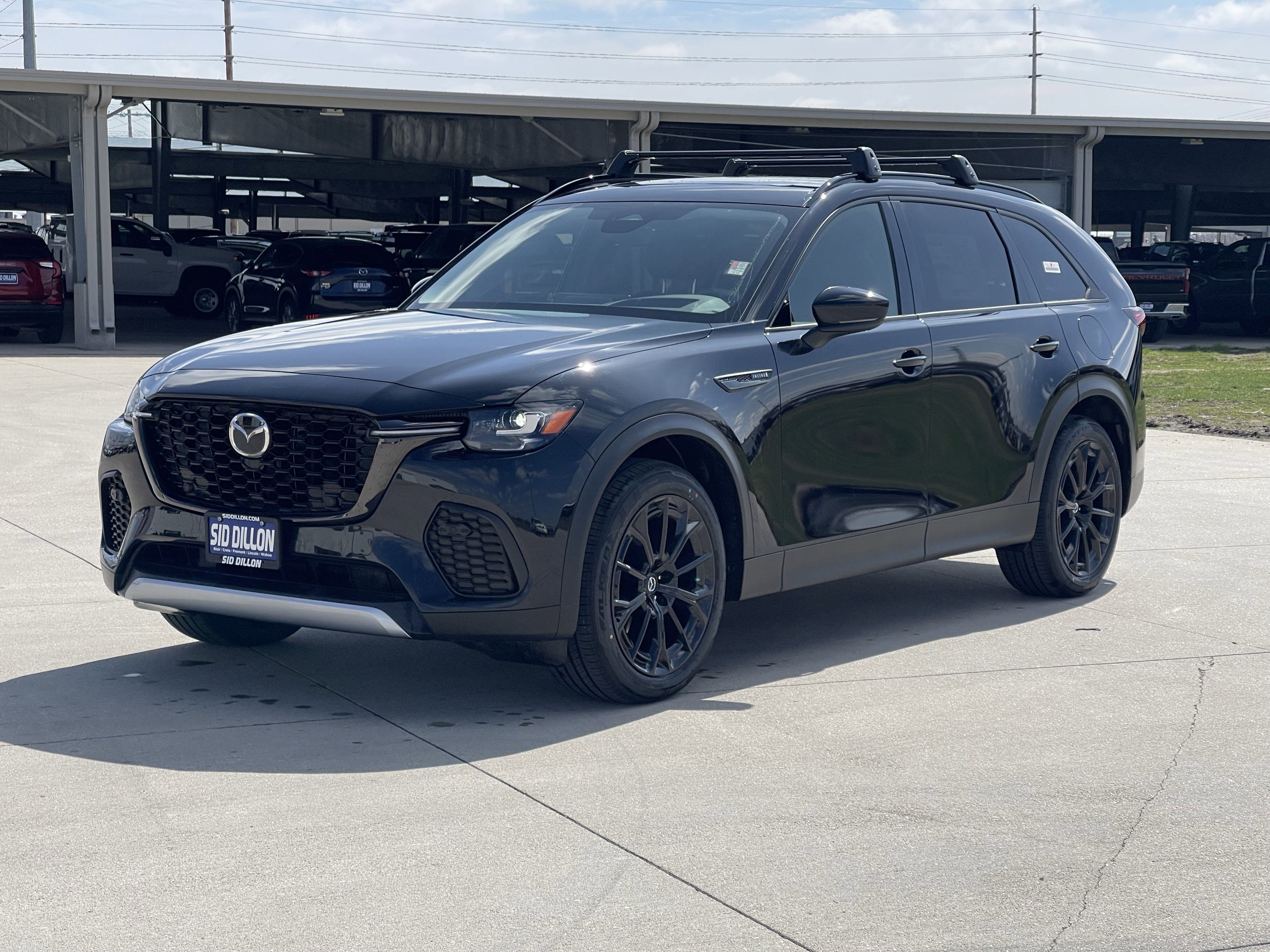 2025 Mazda CX-70 Premium Package's photo