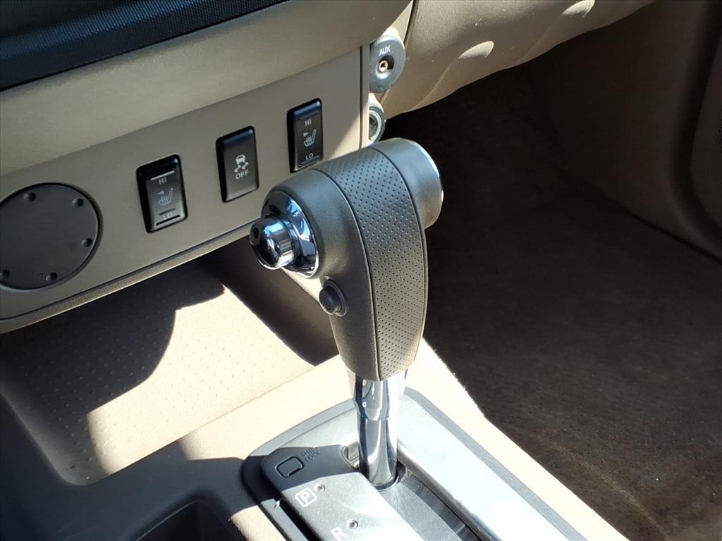 2012 Nissan Frontier SL photo 21