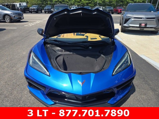 2023 Chevrolet Corvette Stingray 3LT photo 3