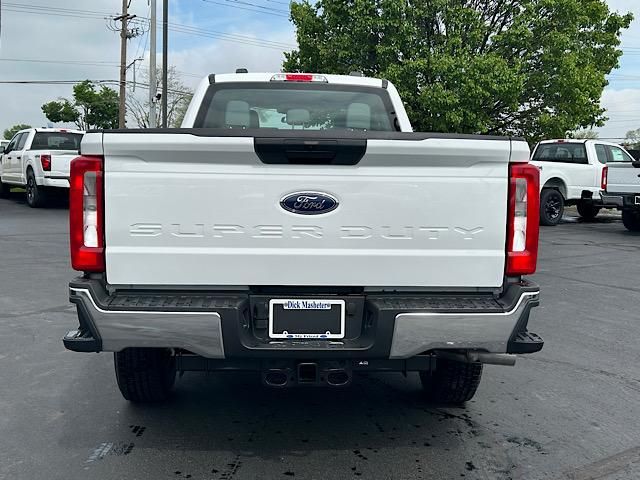 2025 Ford F-250 XL photo 8