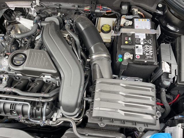 2025 Volkswagen Taos SEL photo 27
