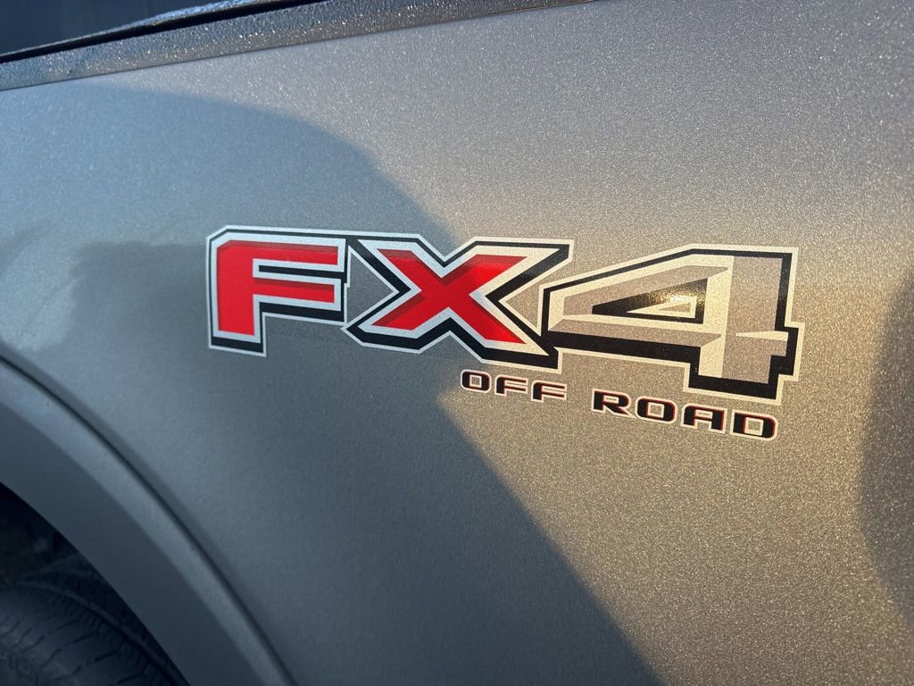 2023 Ford F-150 XLT photo 9