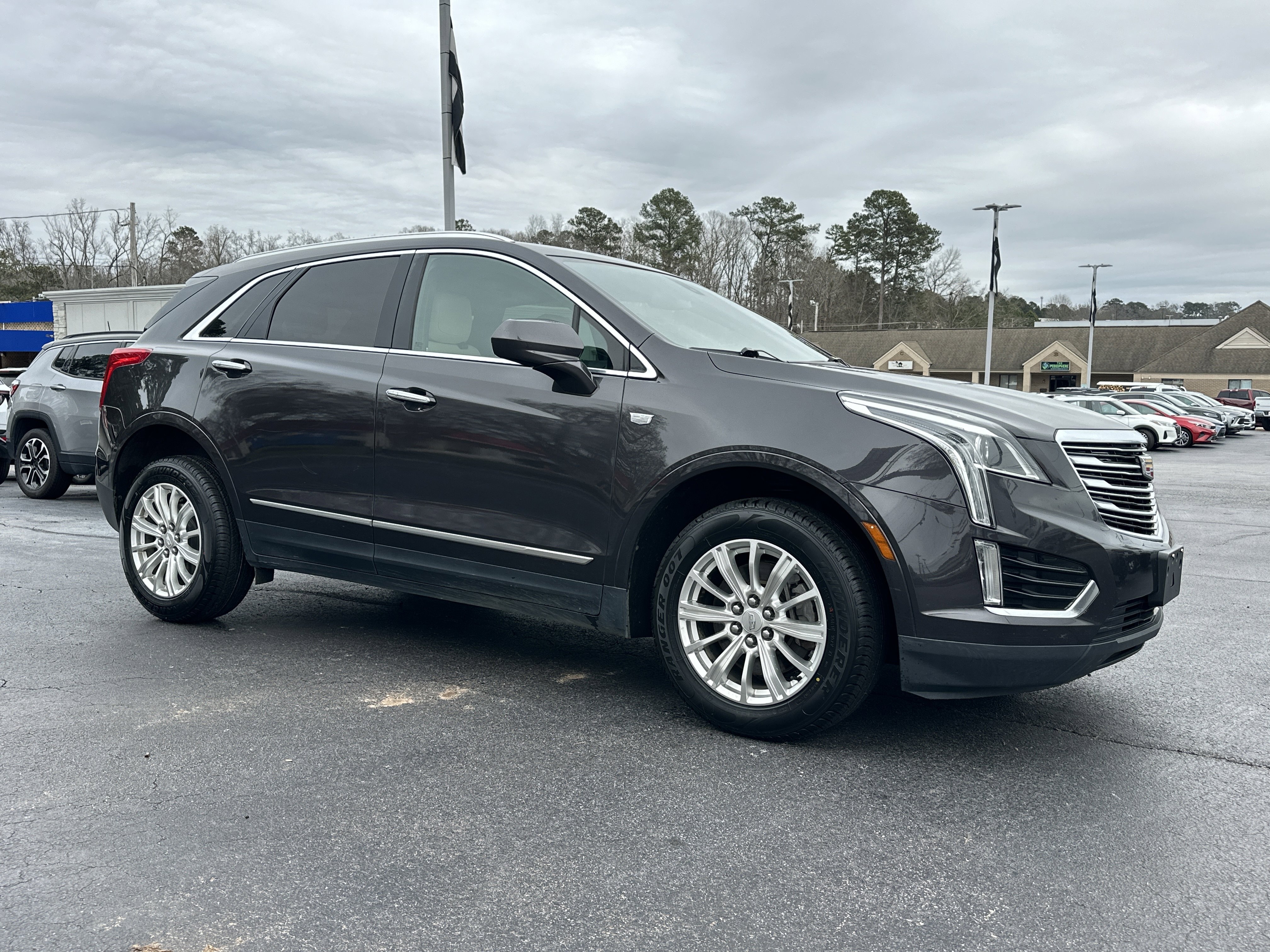 Used 2017 Cadillac XT5 Base with VIN 1GYKNARS8HZ108551 for sale in Greenwood, SC