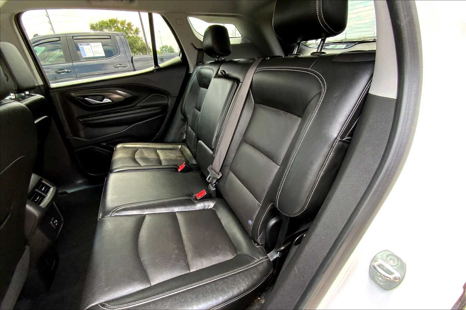 2023 Gmc Terrain SLT photo 18
