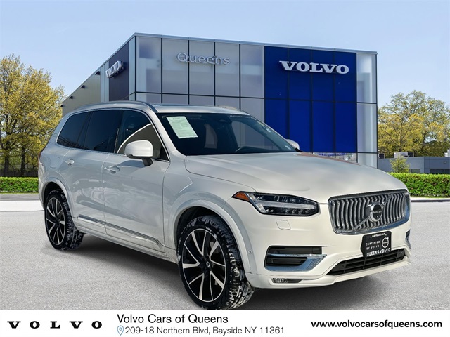 2024 Volvo XC90 Plus's photo