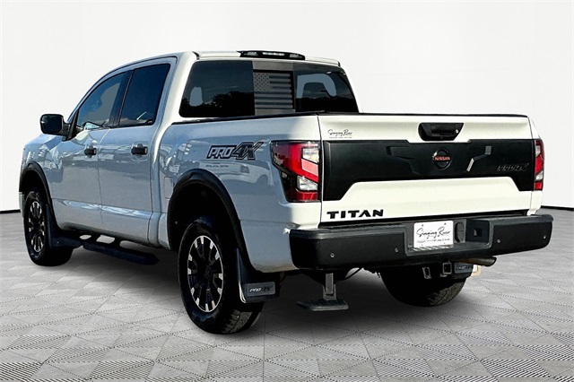 2021 Nissan Titan PRO-4X photo 4