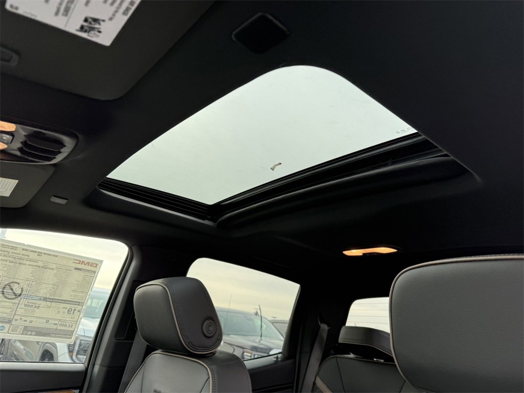 2026 GMC CANYON - Image 27