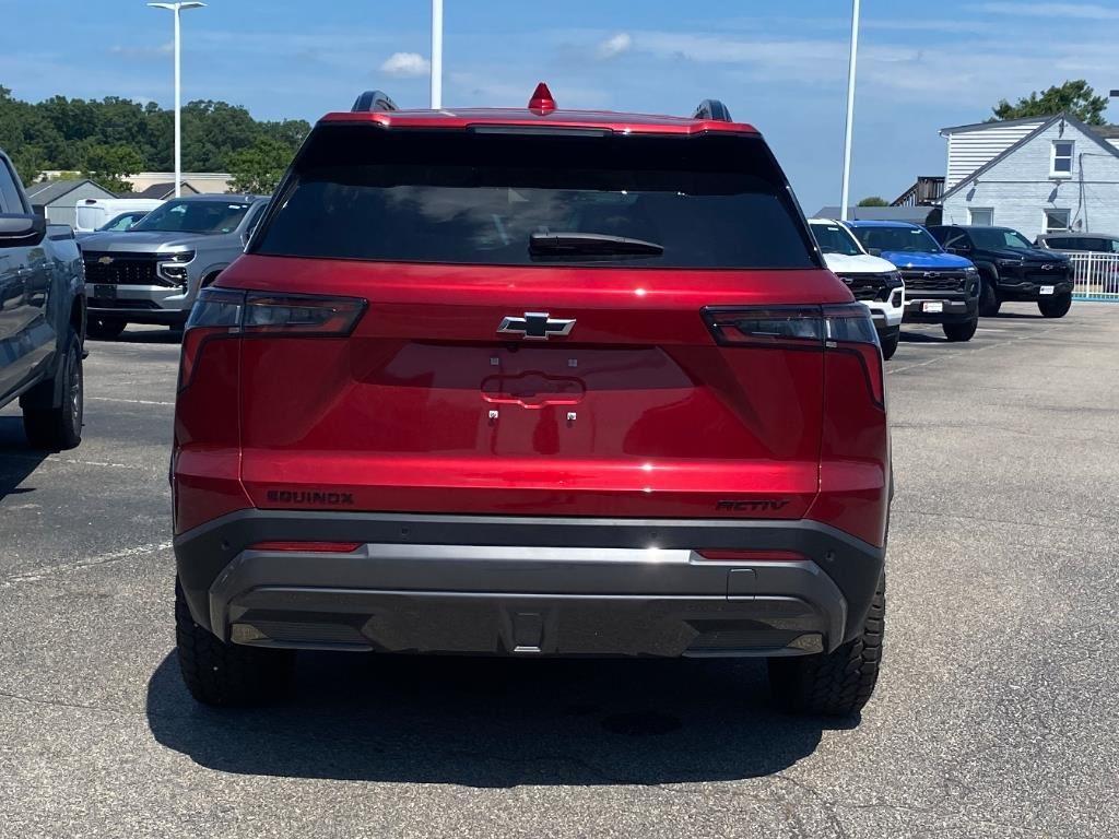 2026 Chevrolet Equinox ACTIV photo 2