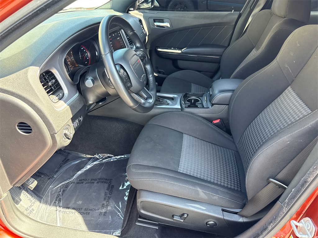 2022 Dodge Charger R/T photo 25