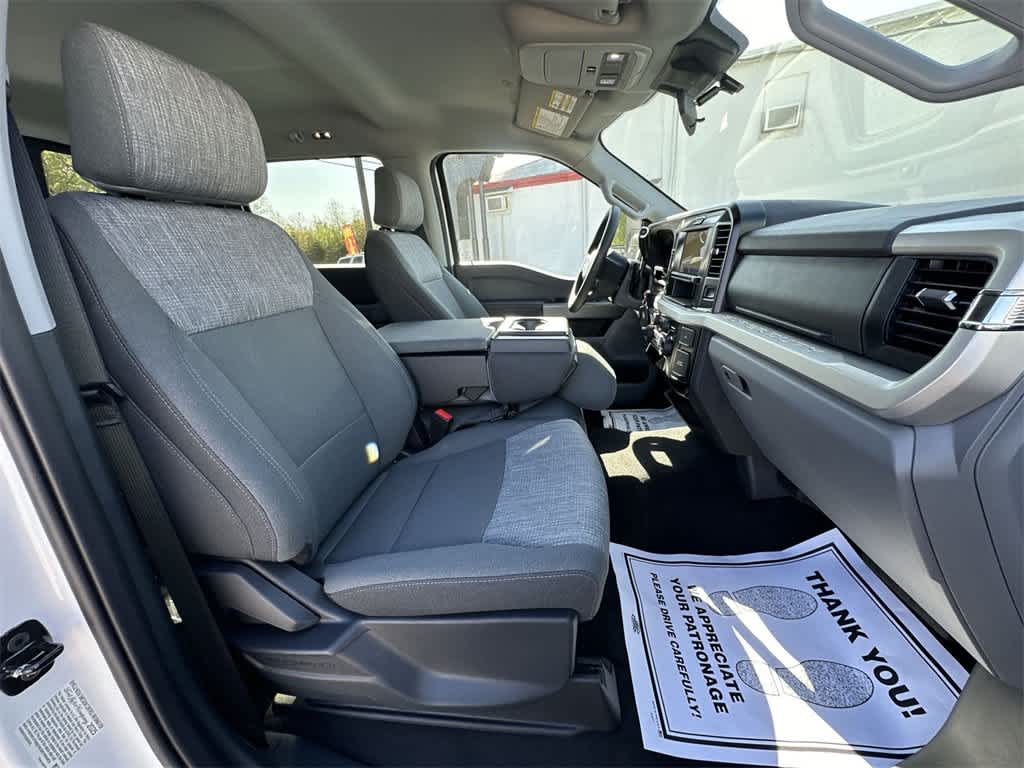 2025 Ford F-350 XLT photo 36