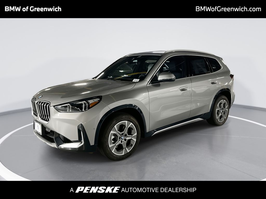 2026 BMW X1 28i's photo