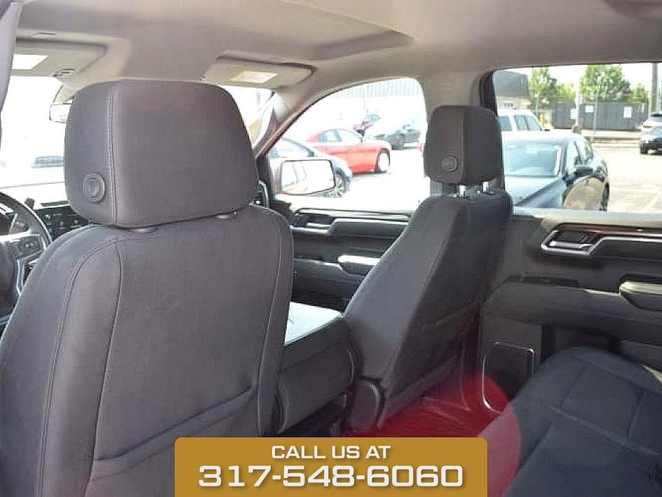 2025 Chevrolet Silverado 1500 LT photo 12