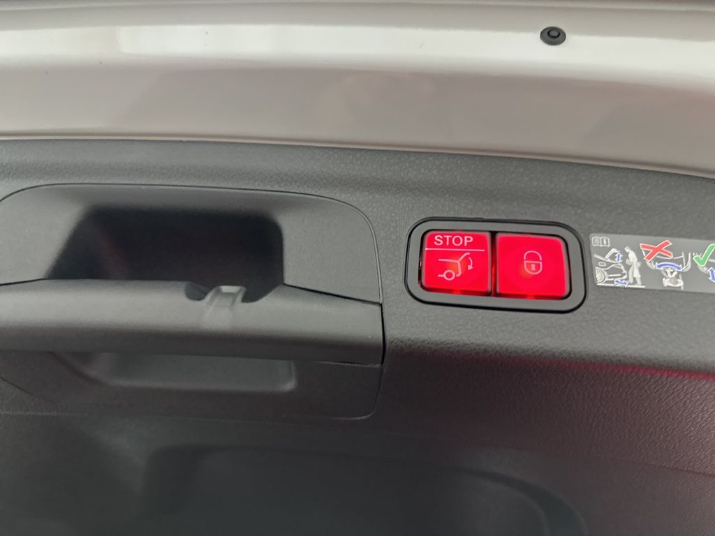 2026 Mercedes Benz GLE 450 4MATIC photo 24