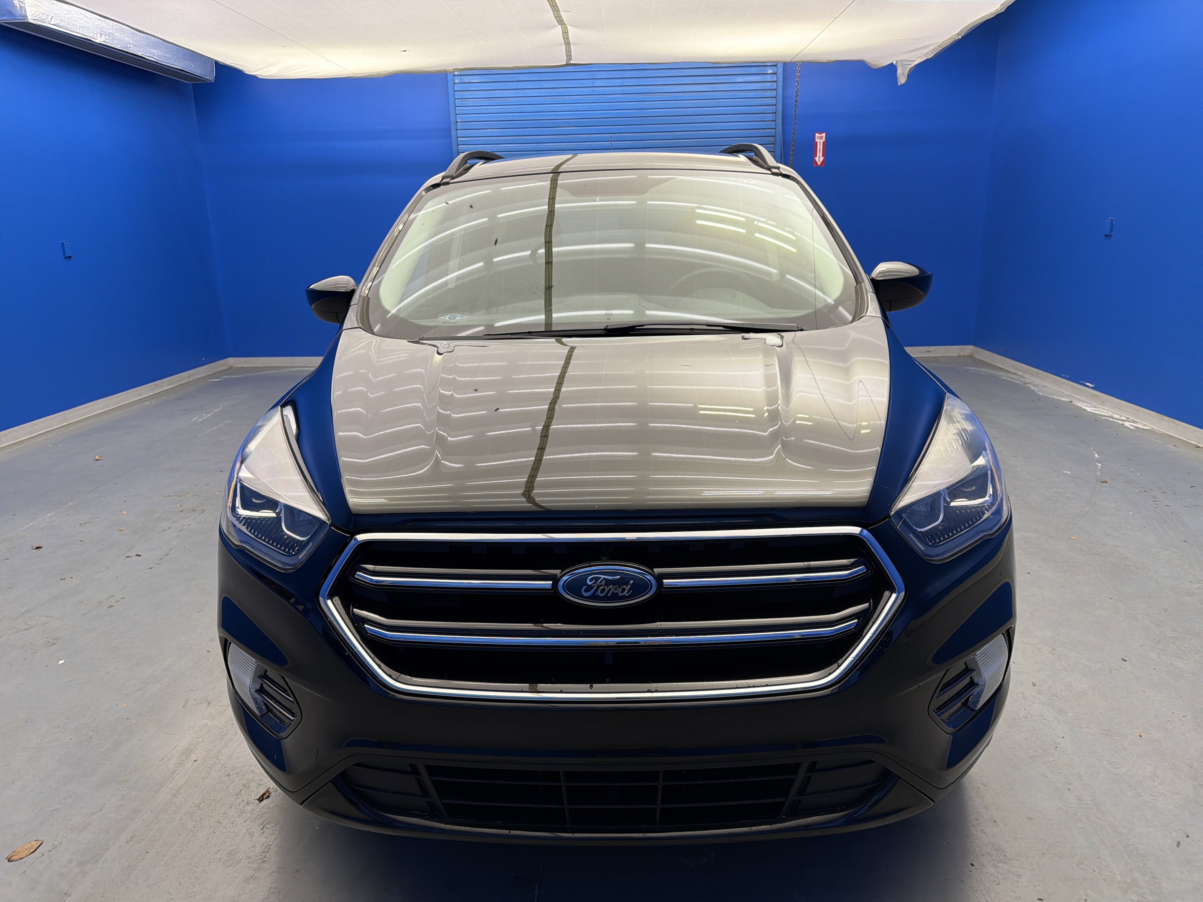 2017 Ford Escape SE photo 2