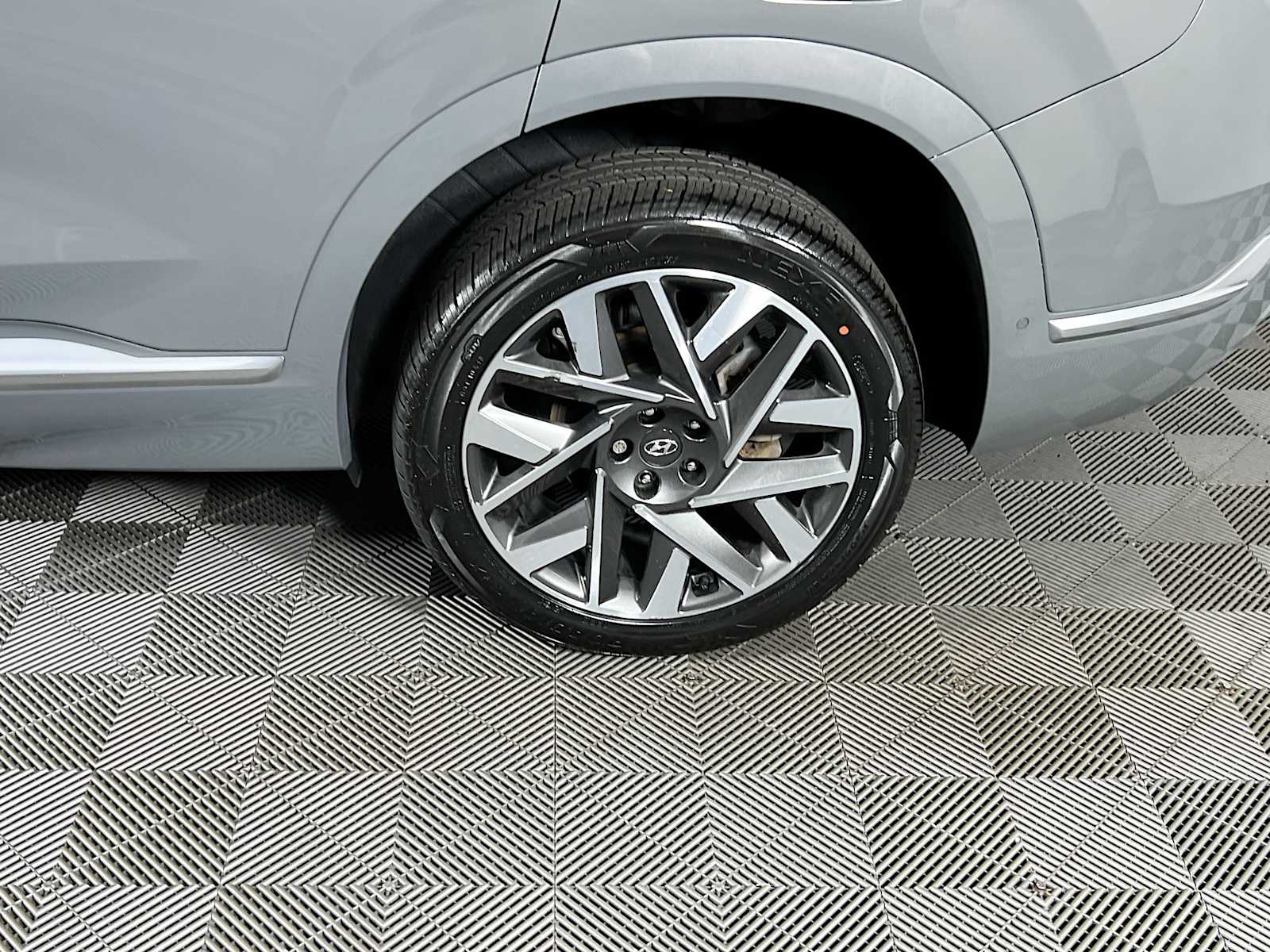 2023 Hyundai Santa Fe Calligraphy photo 26