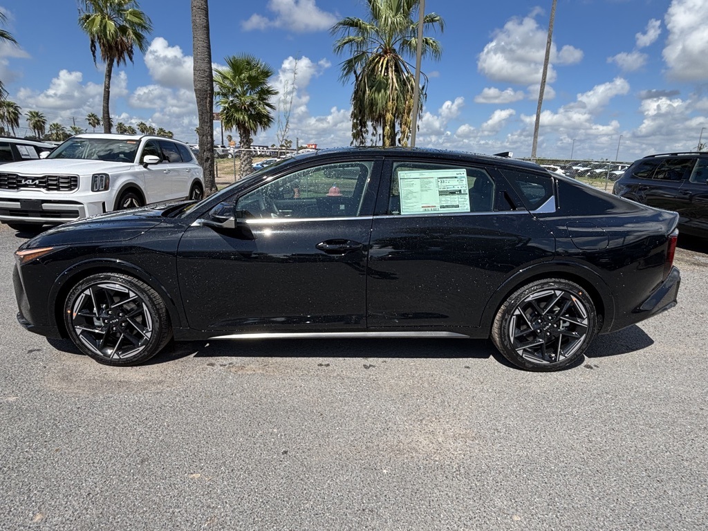 2025 Kia K4 GT-Line photo 4