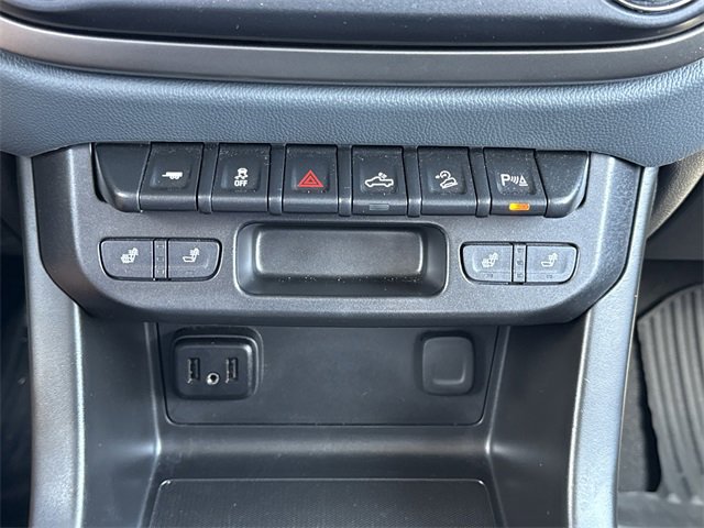 2022 Chevrolet Colorado Z71 photo 19