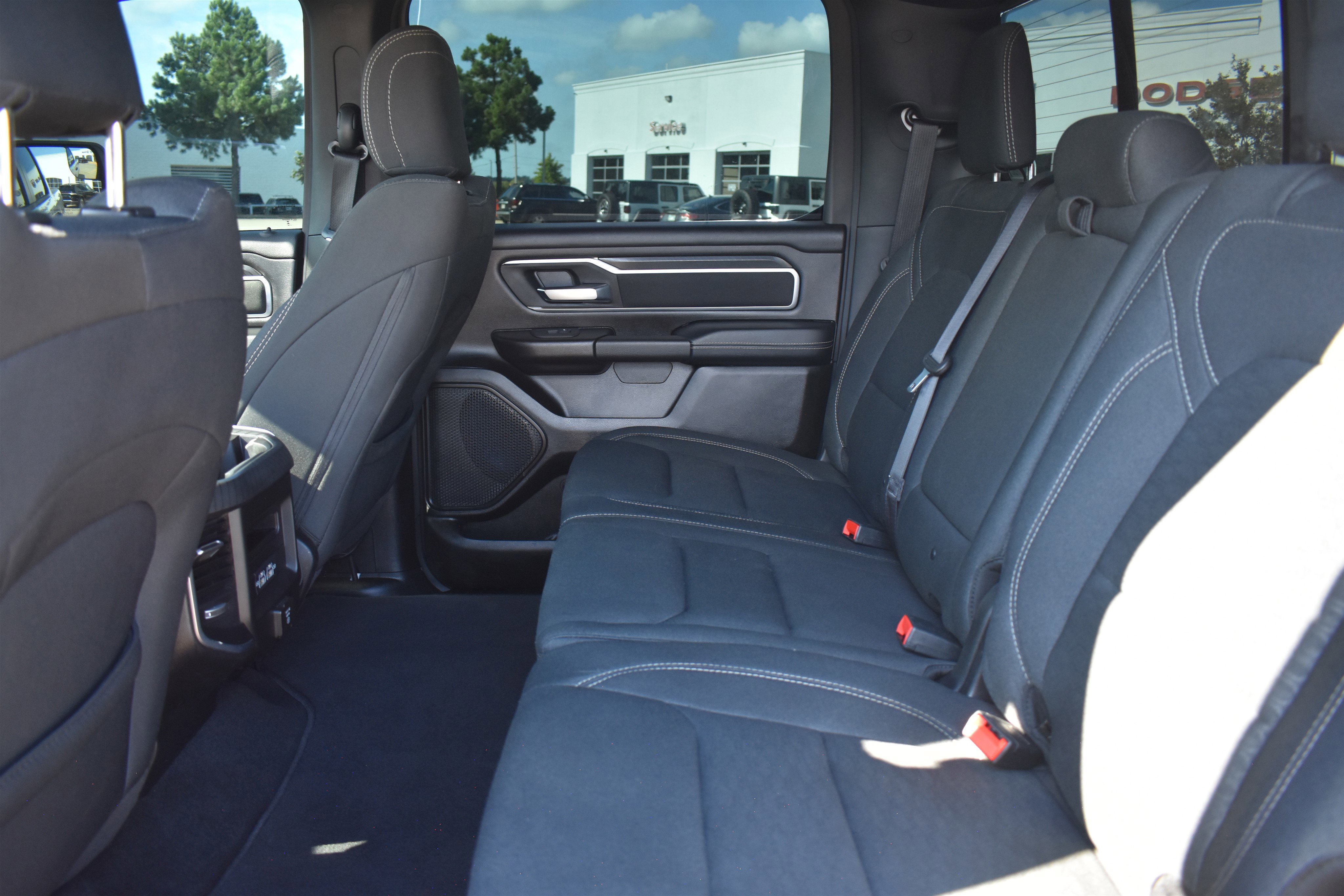2025 Ram 1500 Big Horn photo 10