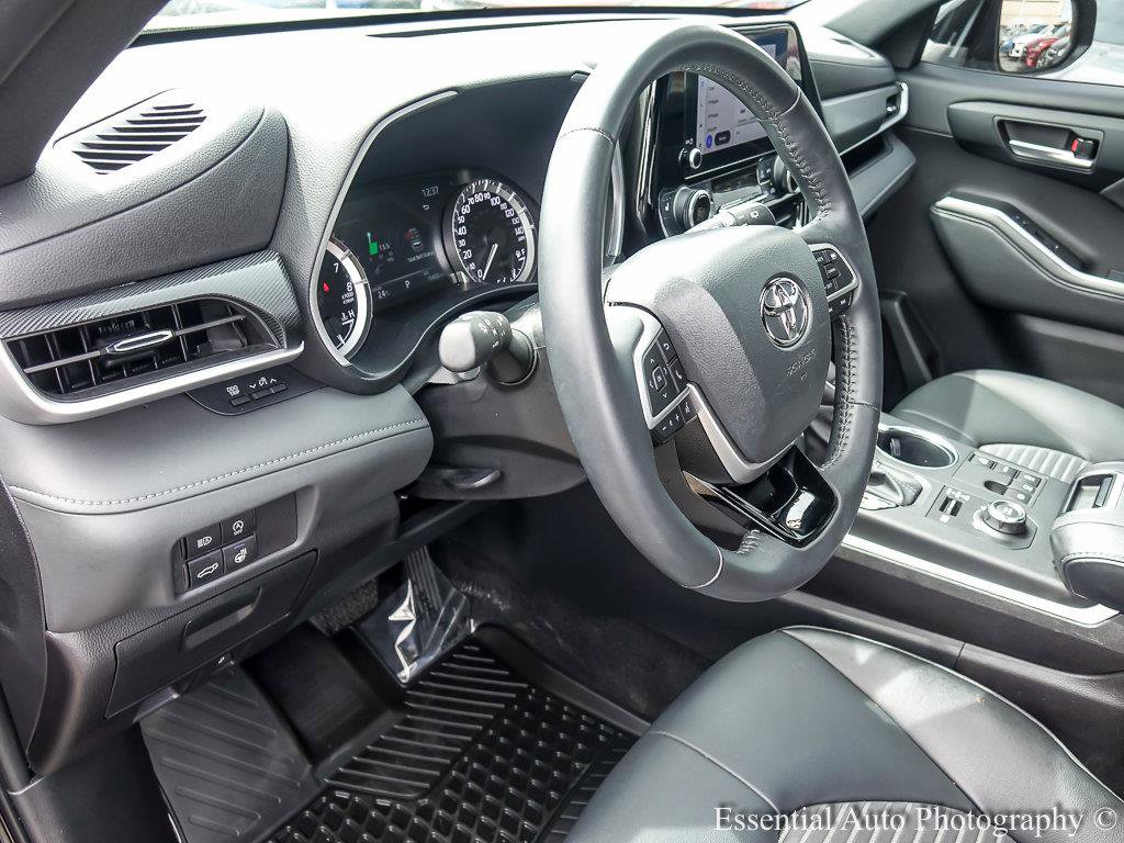 2023 TOYOTA HIGHLANDER - Image 13