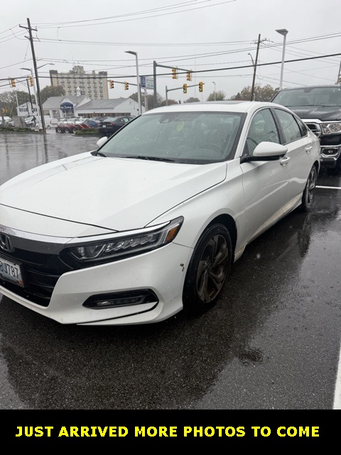 2018 Honda Accord EX photo 3