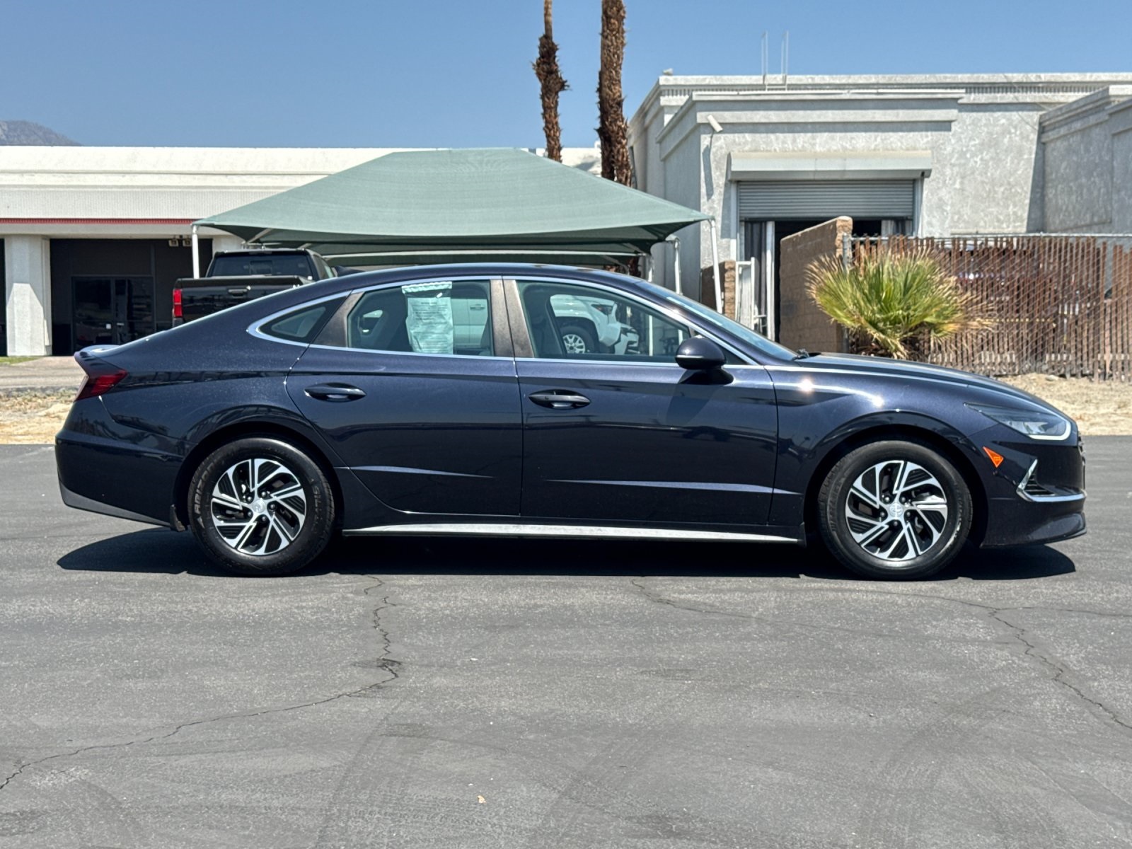 2020 Hyundai Sonata Hybrid Blue photo 2