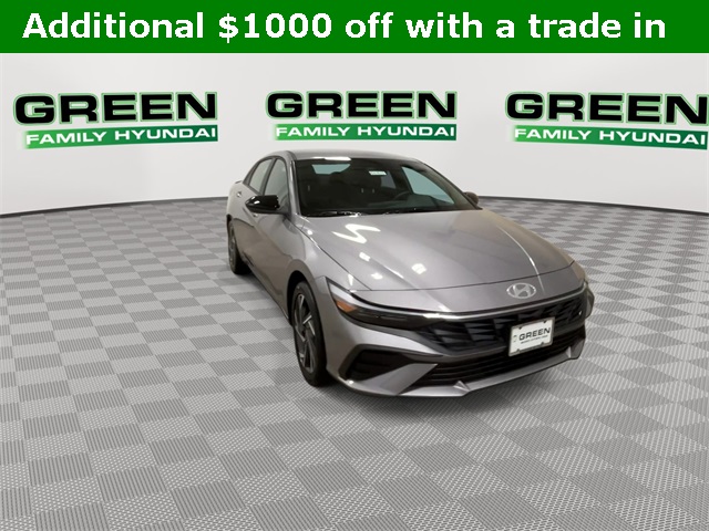 2025 Hyundai Elantra SEL Sport photo 3