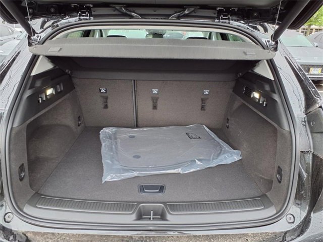 2025 Buick Envision Sport Touring photo 2