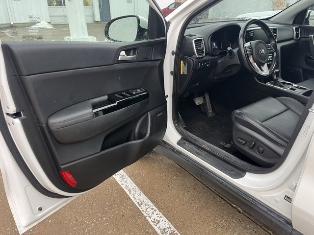 2020 Kia Sportage EX photo 3