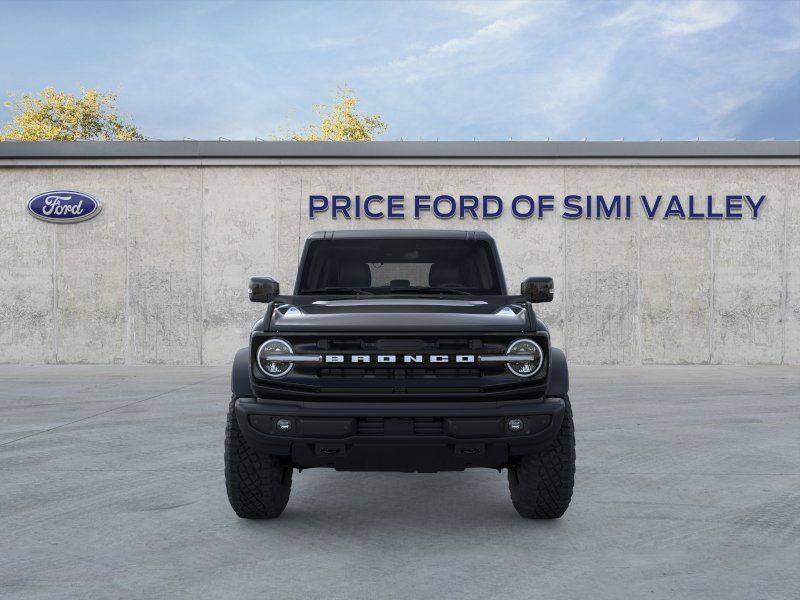 2025 Ford Bronco Outer Banks photo 6