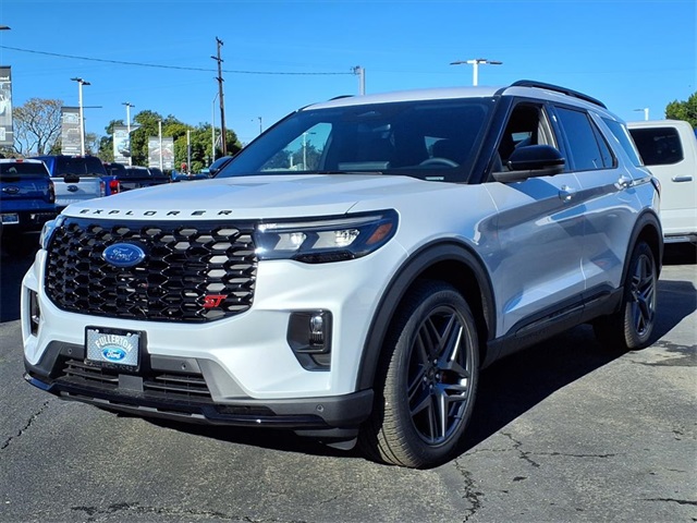 2026 Ford Explorer ST's photo