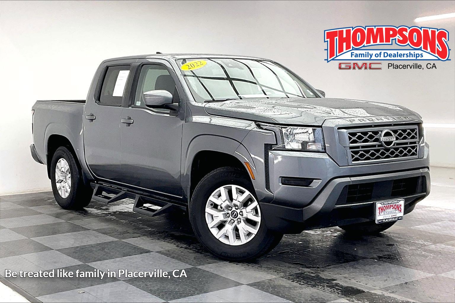 2022 Nissan Frontier SV's photo