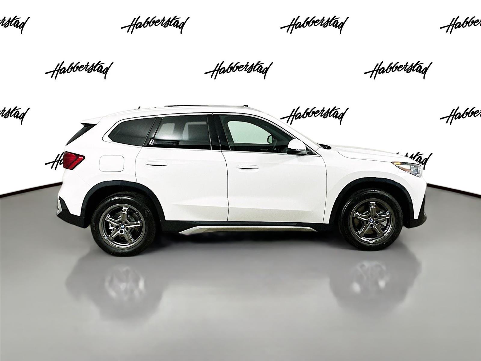 2026 Bmw X1 XDrive28i photo 3