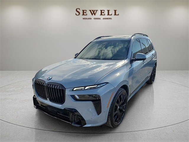 2026 BMW X7 40i's photo