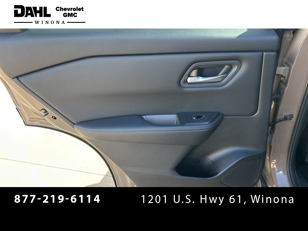 Used 2025 Nissan Rogue SV with VIN JN8BT3BB0SW157810 for sale in Winona, Minnesota