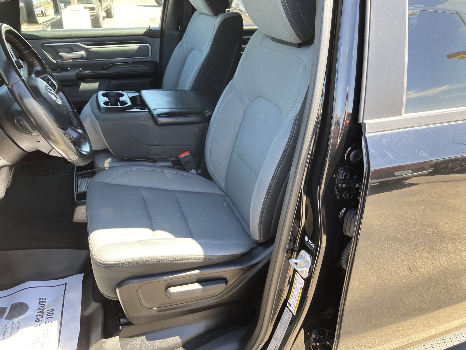 2021 Ram 1500 photo 31
