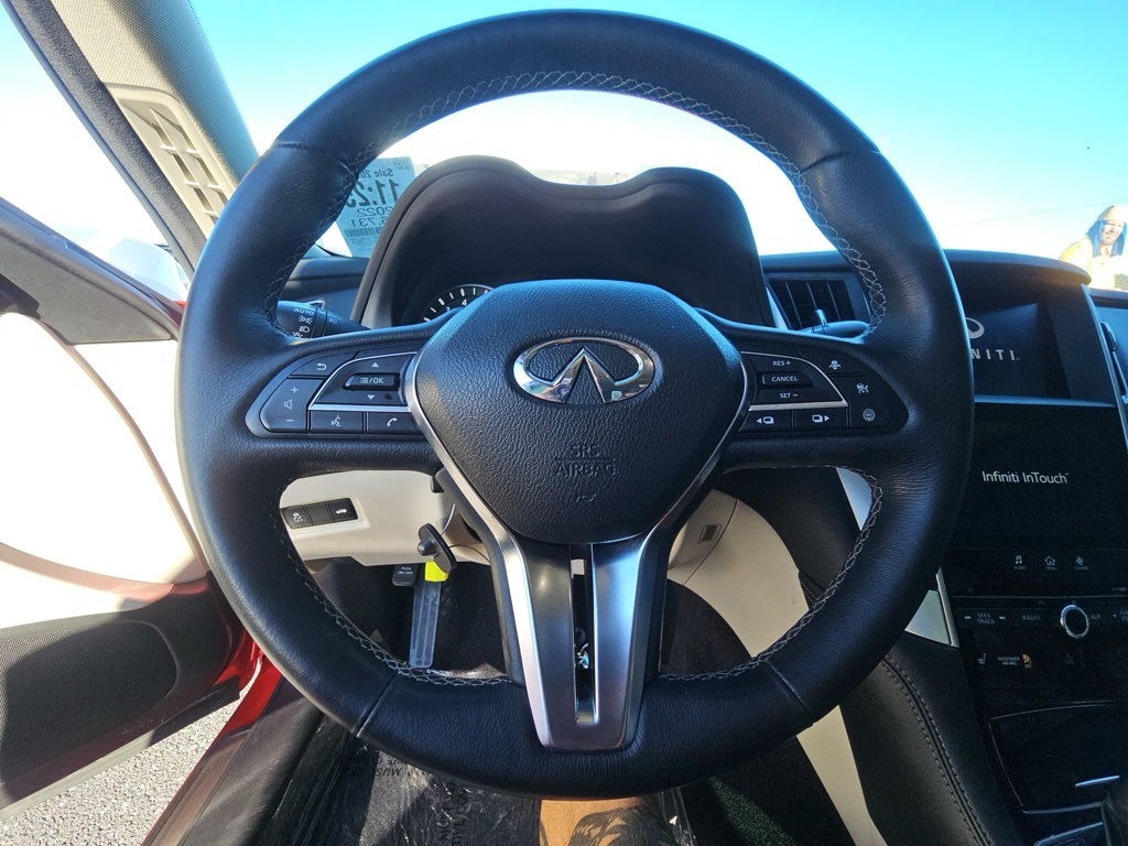 2022 Infiniti Q50 LUXE photo 11