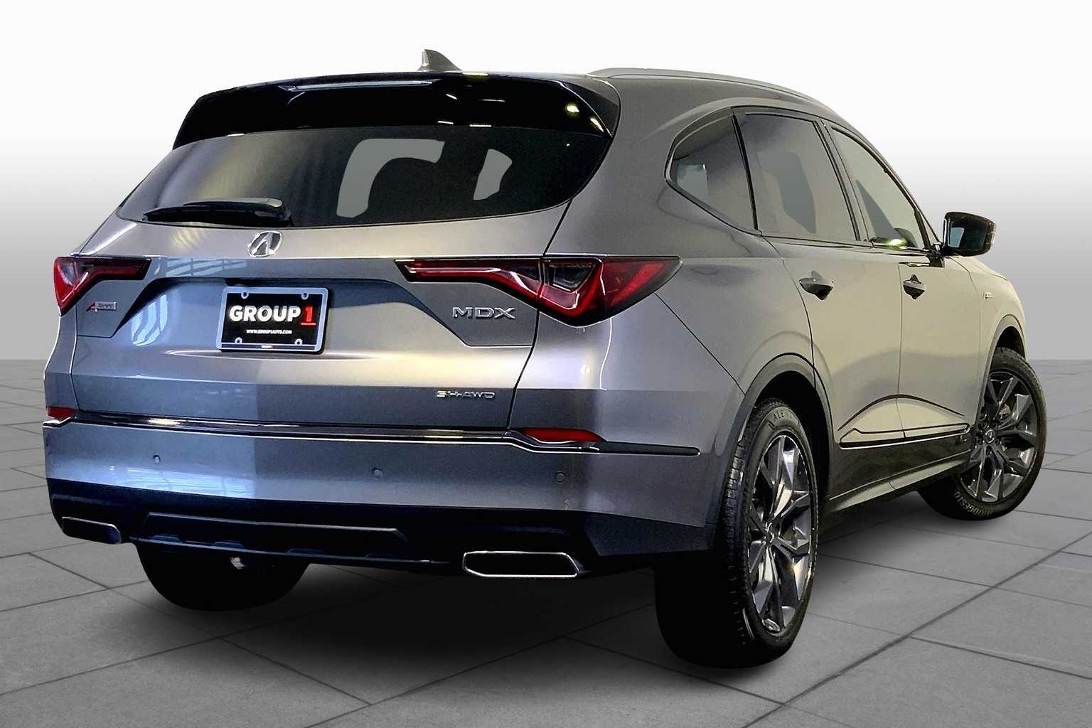 2023 Acura MDX SH-AWD A-Spec photo 12